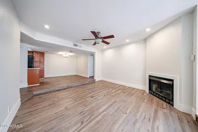 1820 E Morten Avenue #119, Phoenix, AZ 85020 - Photo 2