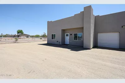 22337 W Dove Valley, Wittmann, AZ 85361 - Photo 1