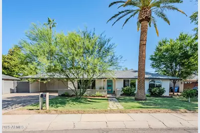 314 E Royal Palm, Phoenix, AZ 85020 - Photo 1