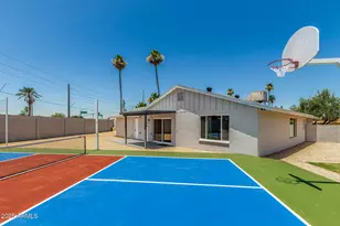 13805 N 31st Ave, Phoenix, AZ 85053 - Photo 1