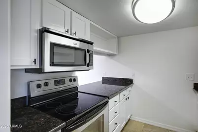 3619 E Monterosa Street #202, Phoenix, AZ 85018 - Photo 1