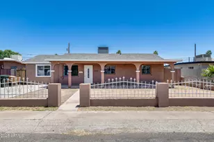 4225 N 27th, Phoenix, AZ 85017 - Photo 1