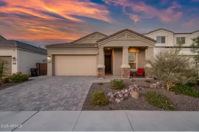 2324 E Saguaro Park, Phoenix, AZ 85024 - Photo 1