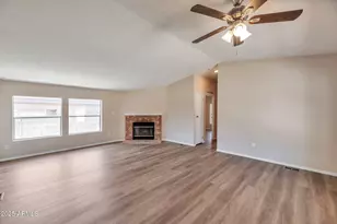 9205 N 13th, Phoenix, AZ 85020 - Photo 1