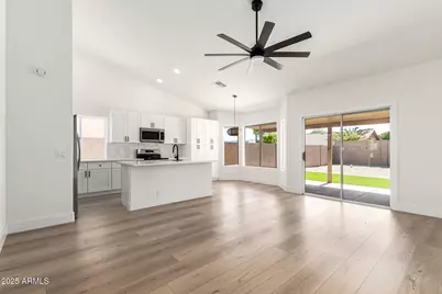 15226 S 14th, Phoenix, AZ 85045 - Photo 1