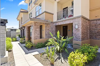 17850 N 68th Street #1017, Phoenix, AZ 85054 - Photo 1