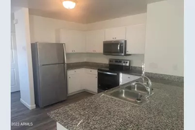 957 W Palo Verde Avenue, Coolidge, AZ 85128 - Photo 1