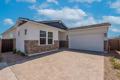 17629 W Middlebury Street, Surprise, AZ 85388 - Photo 1