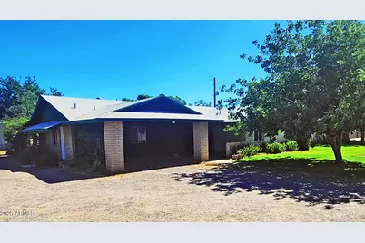 5016 W Sunrise, Laveen, AZ 85339 - Photo 1