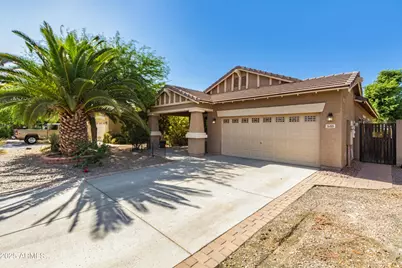 1688 W Corriente Drive, San Tan Valley, AZ 85144 - Photo 1