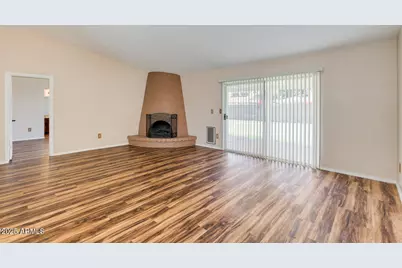 4001 W Surrey, Phoenix, AZ 85029 - Photo 1