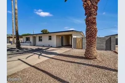 3650 E Laurel, Phoenix, AZ 85028 - Photo 1