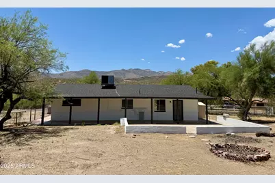 32600 S Maggie Mine Road, Black Canyon City, AZ 85324 - Photo 1
