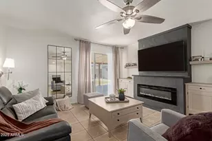 9825 N 44th, Glendale, AZ 85302 - Photo 1