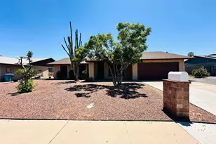 2811 N Evergreen, Chandler, AZ 85225 - Photo 1