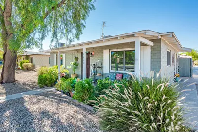 2221 W Mitchell Drive, Phoenix, AZ 85015 - Photo 1