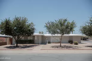 5602 W Heatherbrae Dr, Phoenix, AZ 85031 - Photo 1