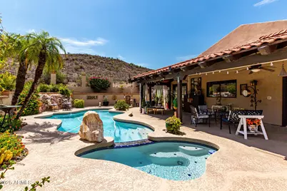 245 E Dahlia Drive, Phoenix, AZ 85022 - Photo 1