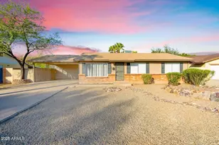 2806 S Cottonwood, Tempe, AZ 85282 - Photo 1