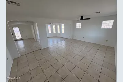 1200 W Cochise Drive, Phoenix, AZ 85021 - Photo 1