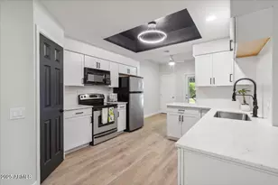 101 N 7th St, Phoenix, AZ 85034 - Photo 1