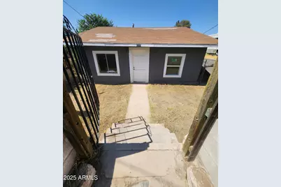 4488 E Calle Pequena, Miami, AZ 85539 - Photo 1