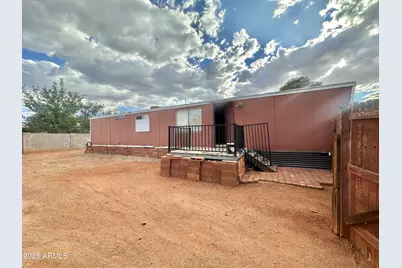 170 E Busby, Sierra Vista, AZ 85635 - Photo 1
