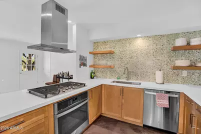 1233 E Desert Cove Avenue, Phoenix, AZ 85020 - Photo 1