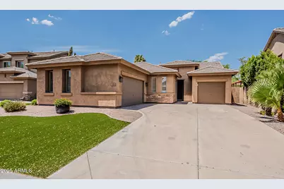 180 W Roadrunner Drive, Chandler, AZ 85286 - Photo 1