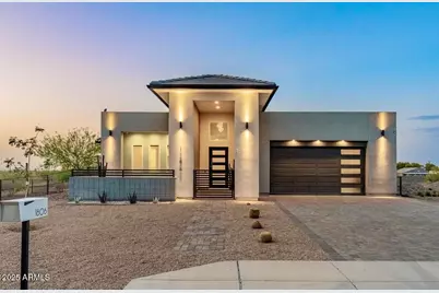 1806 W McNeil Street, Phoenix, AZ 85041 - Photo 1