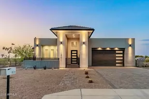 1806 W McNeil St, Phoenix, AZ 85041 - Photo 1