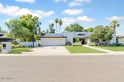 123 E Wagon Wheel, Phoenix, AZ 85020 - Photo 1