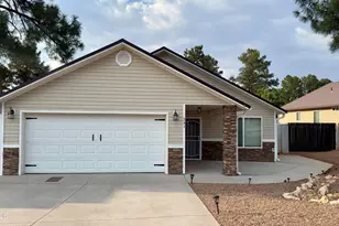 241 N Canyon Loop, Show Low, AZ 85901 - Photo 1