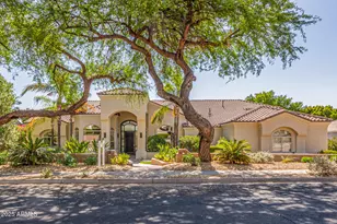 9053 N 46th St, Phoenix, AZ 85028 - Photo 1