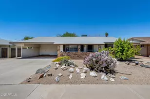 10514 W Desert Forest Cir, Sun City, AZ 85351 - Photo 1