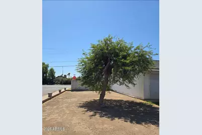 8230 N 42nd Drive, Phoenix, AZ 85051 - Photo 1