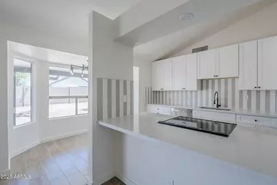 402 W Rosemonte, Phoenix, AZ 85027 - Photo 1