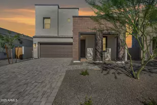 4627 S 23rd Wy, Phoenix, AZ 85040 - Photo 1