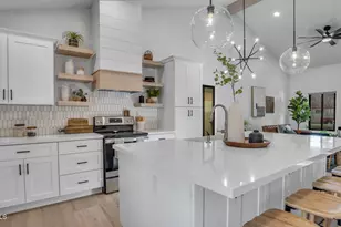 573 S Danyell, Chandler, AZ 85225 - Photo 1