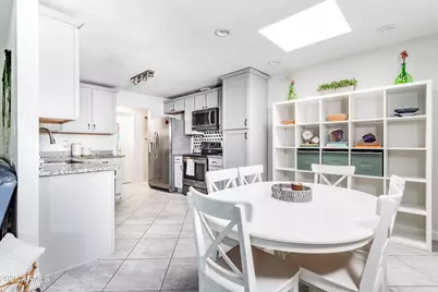 2207 W Marlette Avenue, Phoenix, AZ 85015 - Photo 1