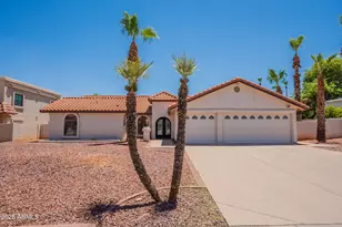 3829 E Ahwatukee Dr, Phoenix, AZ 85044 - Photo 1
