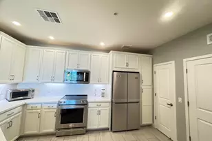 2511 W Queen Creek Rd, Chandler, AZ 85248 - Photo 1