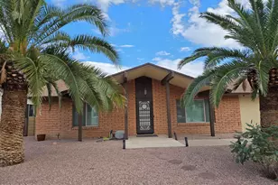 11401 S Shoshoni Dr, Phoenix, AZ 85044 - Photo 1