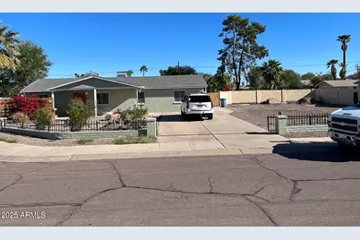 1305 N Frances Street, Tempe, AZ 85288 - Photo 1