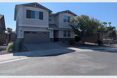 1719 S Spartan, Gilbert, AZ 85233 - Photo 1