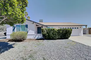 2058 W Village, Phoenix, AZ 85023 - Photo 1