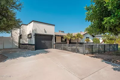 3002 E Glenrosa Avenue, Phoenix, AZ 85016 - Photo 2
