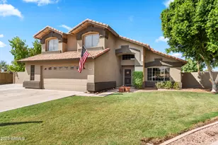 10 N Cobblestone St, Gilbert, AZ 85234 - Photo 1