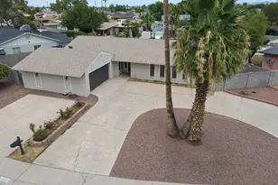 12426 N Columbine, Phoenix, AZ 85029 - Photo 1