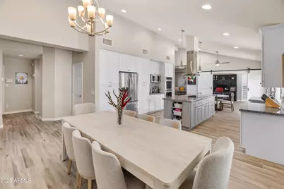 9688 E Cinnabar Avenue, Scottsdale, AZ 85258 - Photo 1